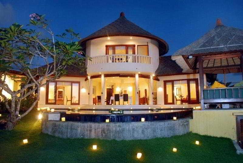 Frangipani Beach Hotel Lovina Exterior foto