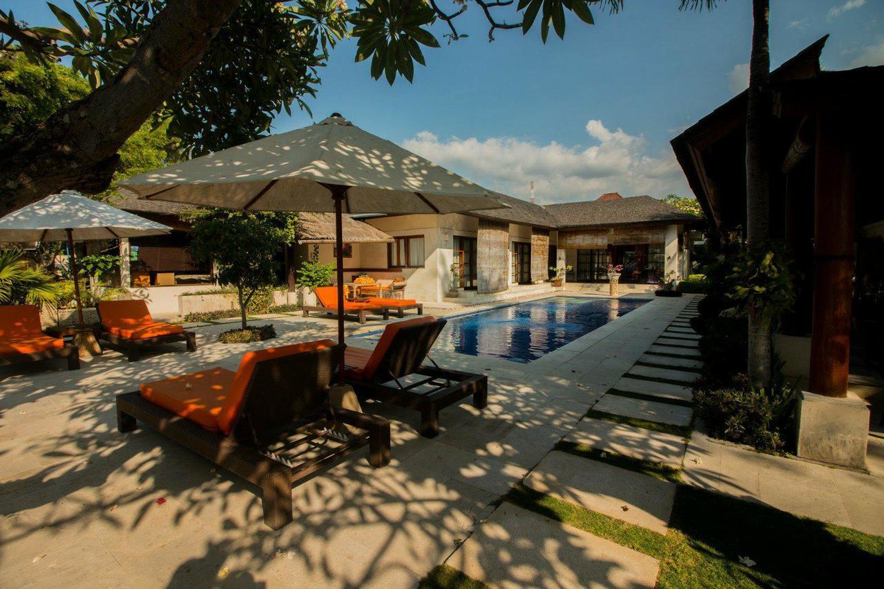 Frangipani Beach Hotel Lovina Exterior foto